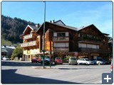 Accommodation, Morzinelets - Le Cypierre in the centre.