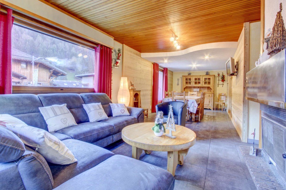 Outo, Morzine
