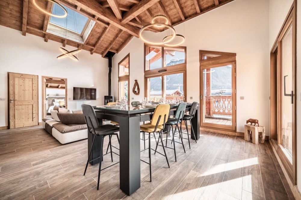 Dama A303, Morzine